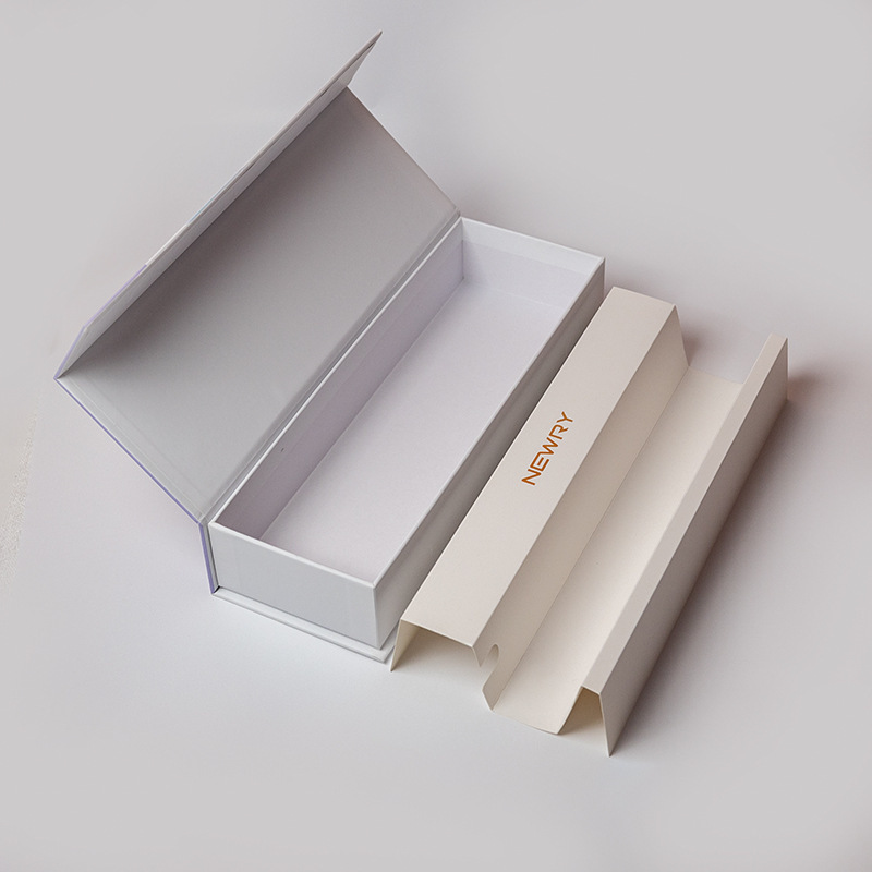 Packaging di prodotti per la cura dei capelli di lusso svelato: scatola regalo squisita a forma di libro