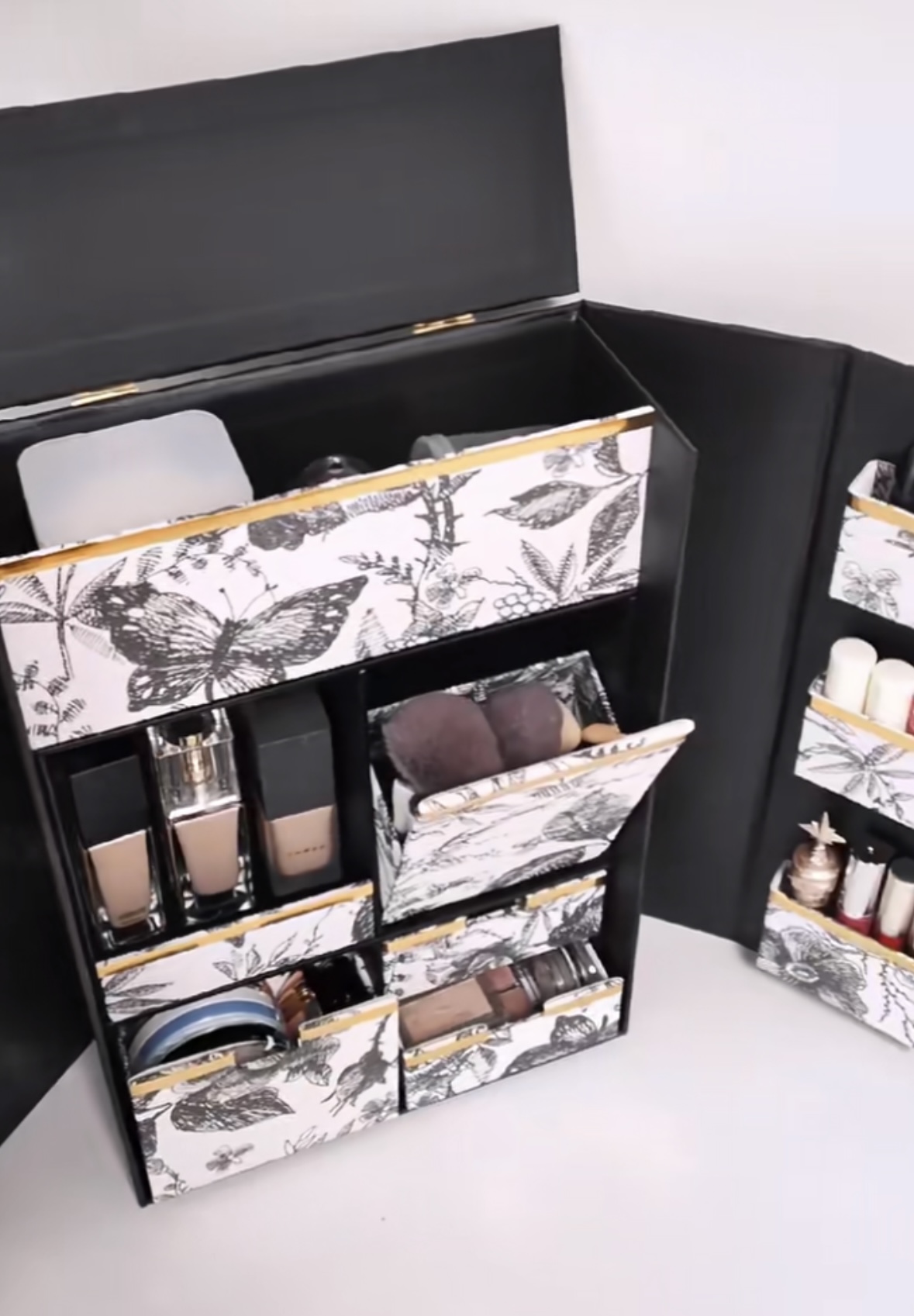 Unboxing, non sprecare! Si prega di dare alla casella di imballaggio una 