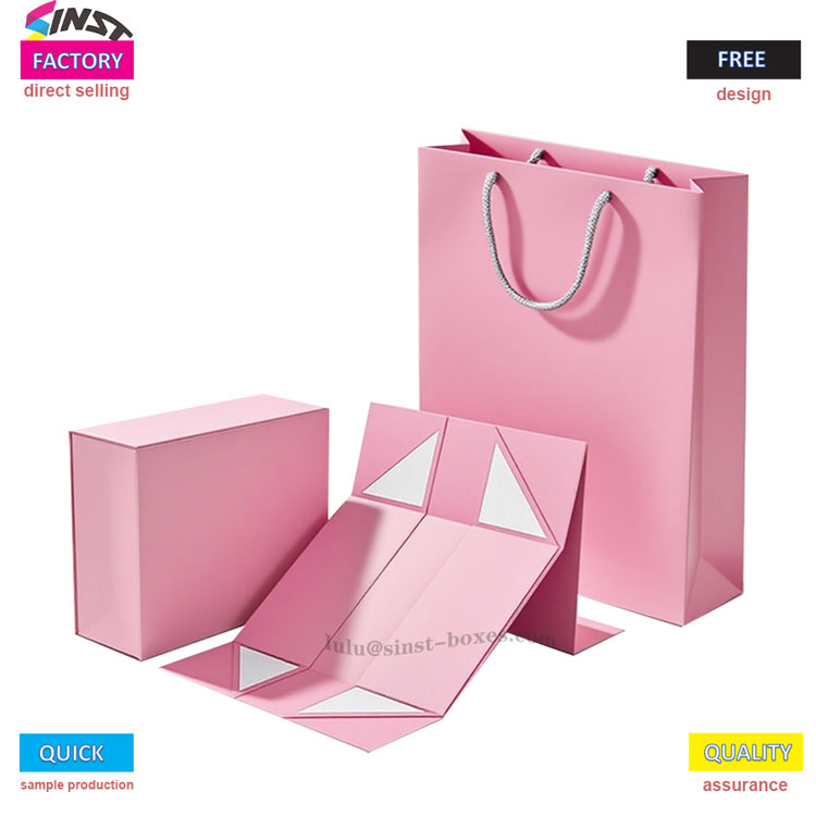 Confezione regalo con cravatta